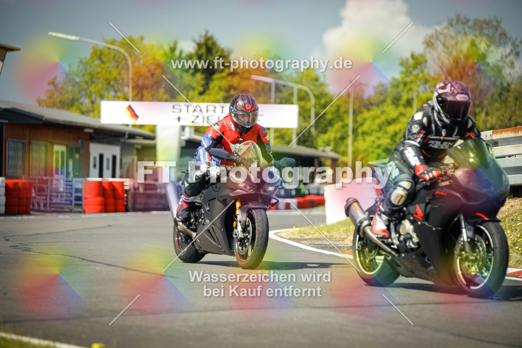 OBK_Mai_Justin_Uwe-10728 | Hier findet Ihr Bilder von Touristenfahrten auf der Nürburgring Nordschleife oder von anderen Veranstaltungen die ich besucht habe. Viel Spass beim Durch Schauen 