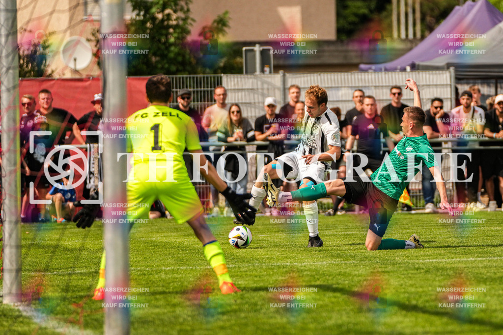 GER, FC Zell - FC Wittlingen, Fussball, Rothaus Bezirkpokal, Finale, Saison 2024/2025, 29.05.2025 | GER, FC Zell - FC Wittlingen, Fussball, Rothaus Bezirkpokal, Finale, Saison 2024/2025, 29.05.2025Foto: TH Fotografie/Alessio Bosco