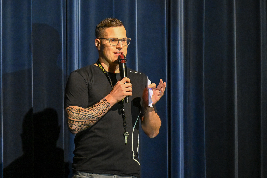 18. November 2022 - Abendundunterhaltung TV/DTV Neftenbach | 18. November 2022 / MZH Auenrain, Neftenbach
Abendundunterhaltung TV/DTV Neftenbach
Motto: Klick zum Glück
Bild: Sportfotografie Markus Aeschimann | www.markus-aeschimann.ch - Realisiert mit Pictrs.com