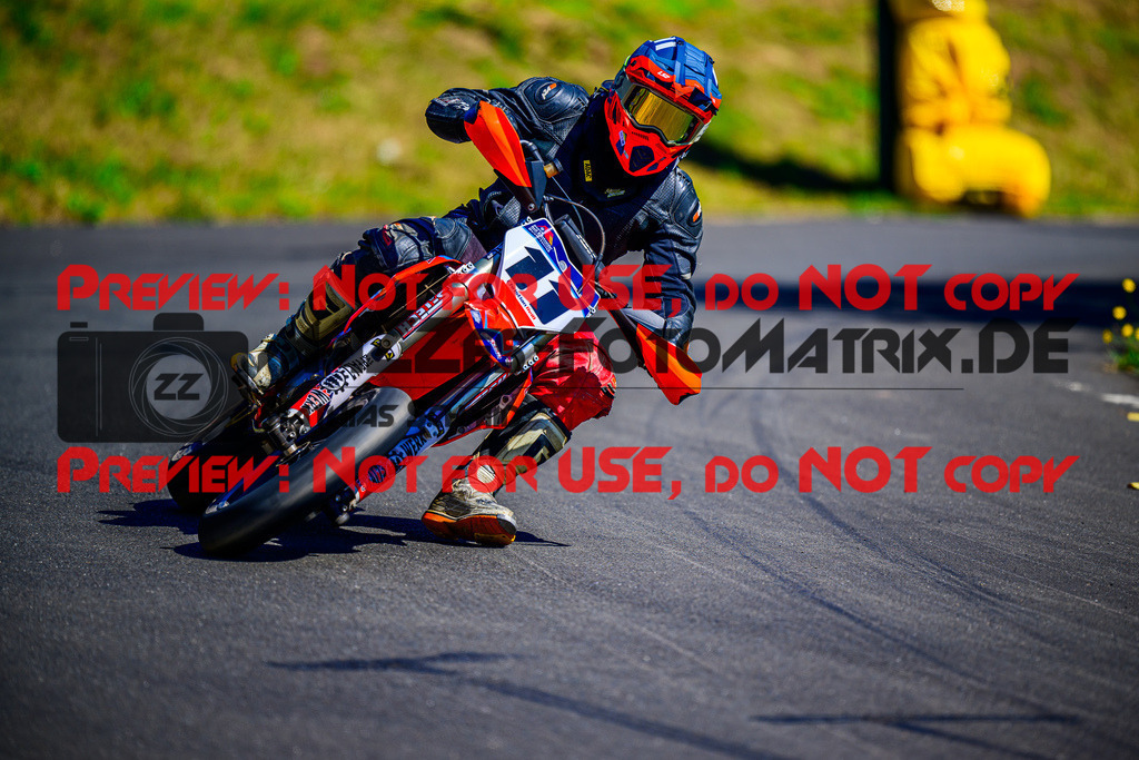 MaZZes_FotoMatrix_240816_6007705_7027 | S4