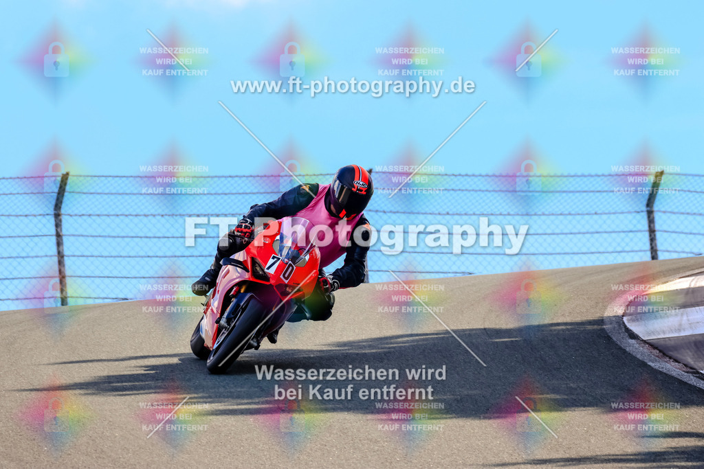 _TCM4307 | Hier findet Ihr Bilder von Touristenfahrten auf der Nürburgring Nordschleife oder von anderen Veranstaltungen die ich besucht habe. Viel Spass beim Durch Schauen 