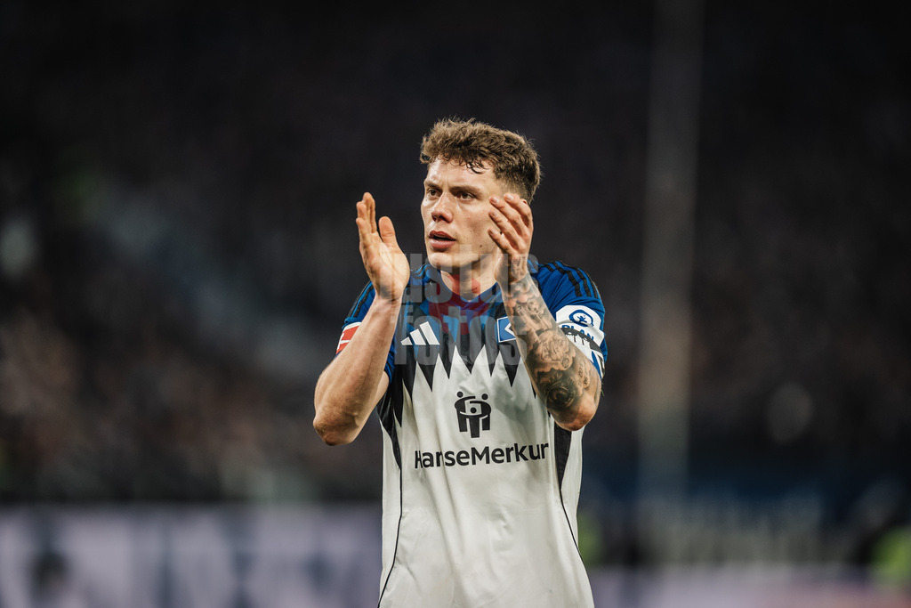 Fußball | Männer | Saison 2025/2026 | 1. Fußball-Bundesliga | 17. Spieltag | Hamburger SV vs. Bayer 04 Leverkusen | 04.03.2026 | Nicolai Remberg (#21, HSV)