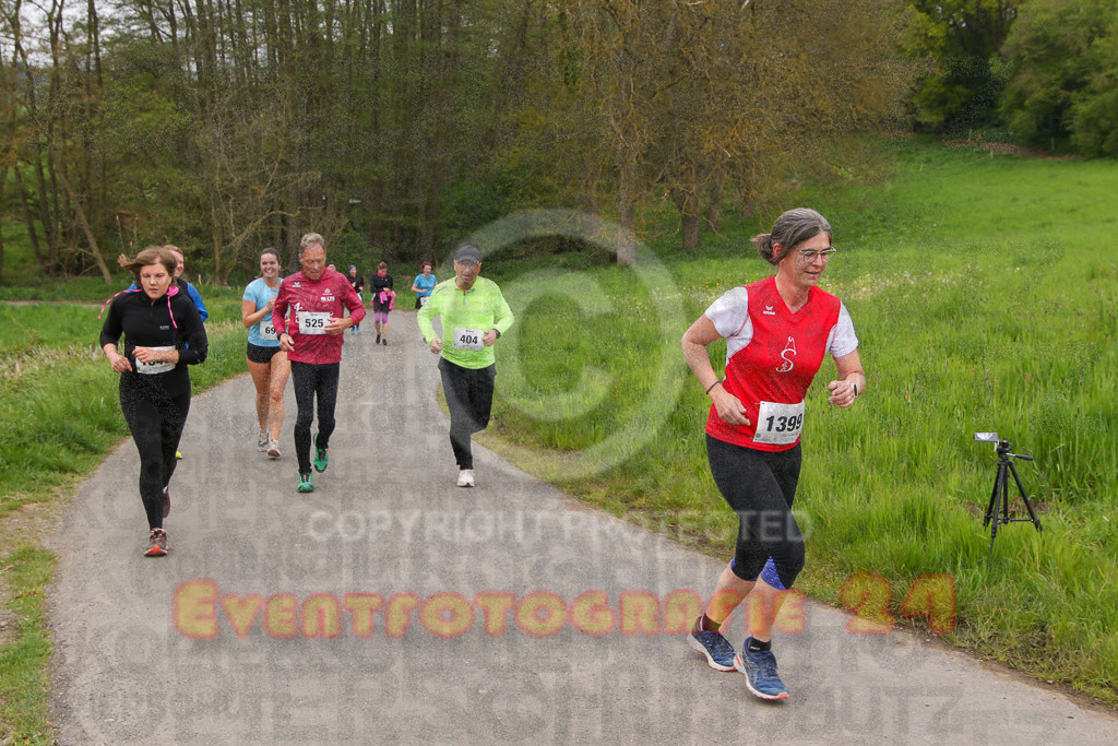 220501_1024_EV8_0960 | Sportfotografie im Rhein-Sieg Kreis, Köln, Bonn, NRW, Rheinland Pfalz, Hessen, etc. Unser Tätigkeitsfeld umfasst den Laufsport vom Volkslauf über den Marathon, Duathlon, Triathon bis zum Ultralauf wie Kölnpfad Ultra oder Schindertrail.