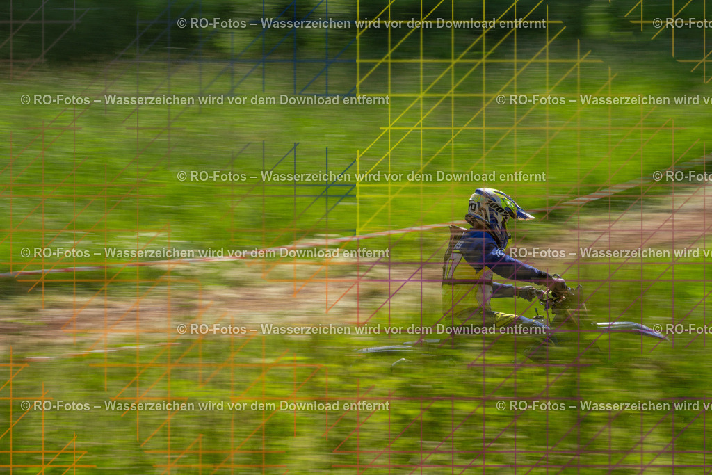 Wolfshausen 3 Lauf -1162 | Sportfotografie von RO-Fotos: Motorsport, Motocross, Enduro, Laufveranstaltungen und Triathlon. Professionelle Fotos von Sportlern und Events. - Realisiert mit Pictrs.com