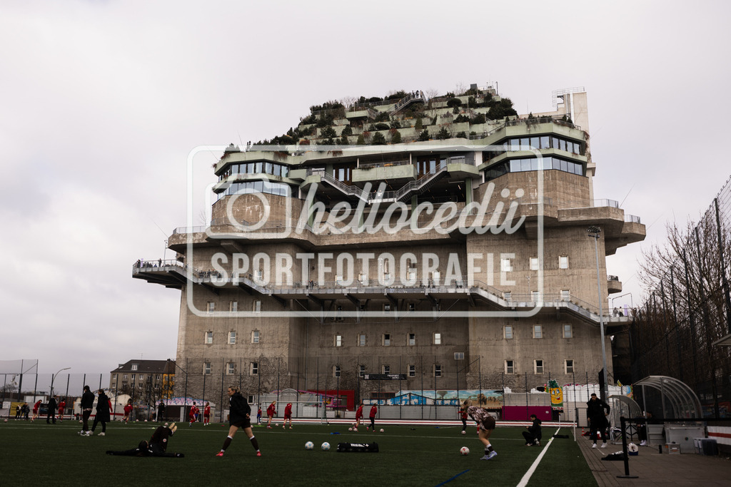 Fußball I Frauen I Saison 2025-2026 I Regionalliga Nord I 15. Spieltag I St. Pauli - SpVg Aurich-5 | realhellocedii - Realisiert mit Pictrs.com