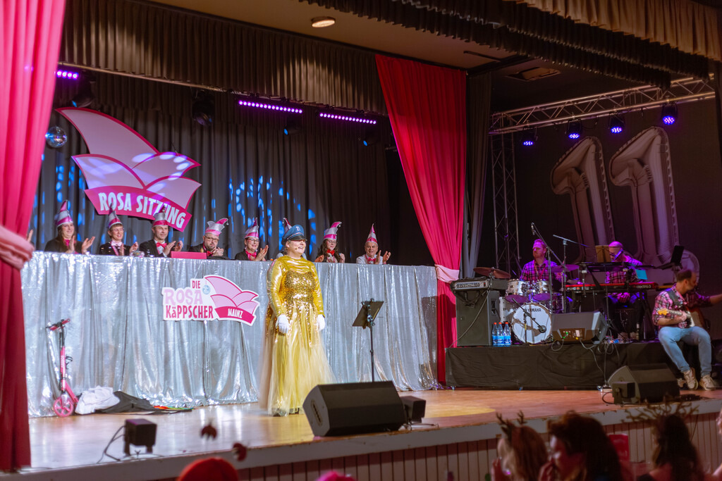 RosaSitzung-258 | Henke Visuals - Realisiert mit Pictrs.com