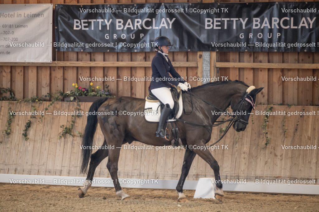 _D5A2118 | Emotionale Pferde- & People-Fotografie rund um Heidelberg, Leimen & Umgebung. Natürliche Fotos von Pferd, Mensch & Familie. Jetzt Termin sichern!