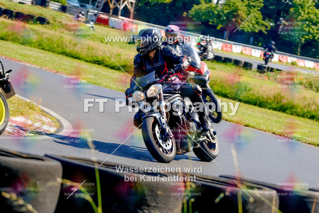 _MOT9064 | Hier findet Ihr Bilder von Touristenfahrten auf der Nürburgring Nordschleife oder von anderen Veranstaltungen die ich besucht habe. Viel Spass beim Durch Schauen 