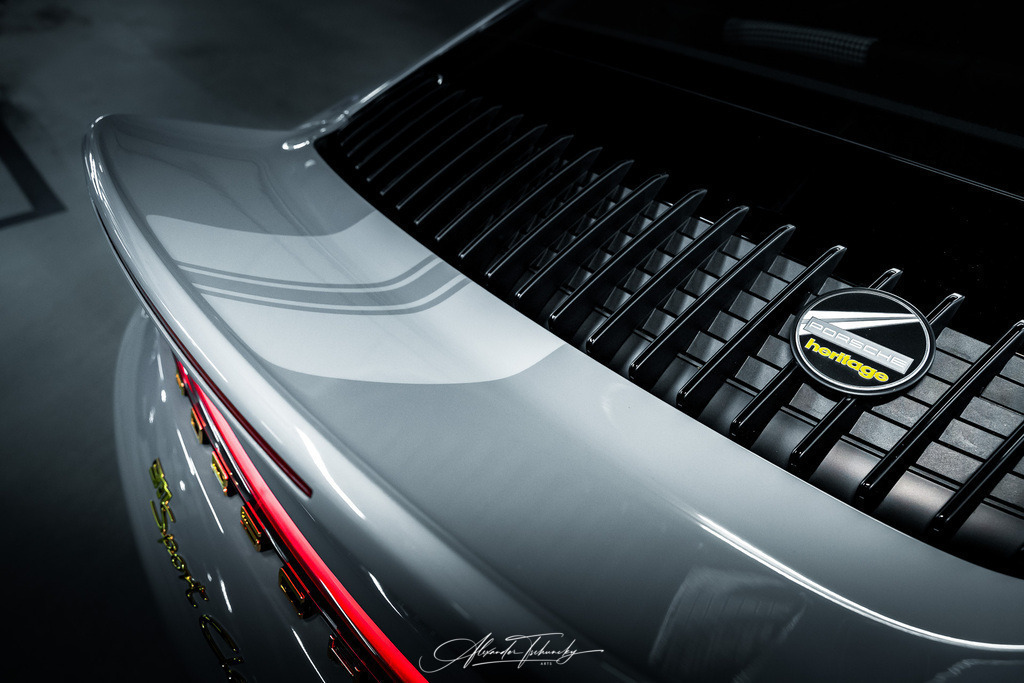 R6PZ3491 _Alexander Tschuncky | Entdecken Sie die faszinierende Welt von Alexander Tschuncky Arts: Kreative Fotografie, atemberaubende Automobilkunst und hochwertiger Bilderdruck. Lassen Sie sich inspirieren! - Realisiert mit Pictrs.com