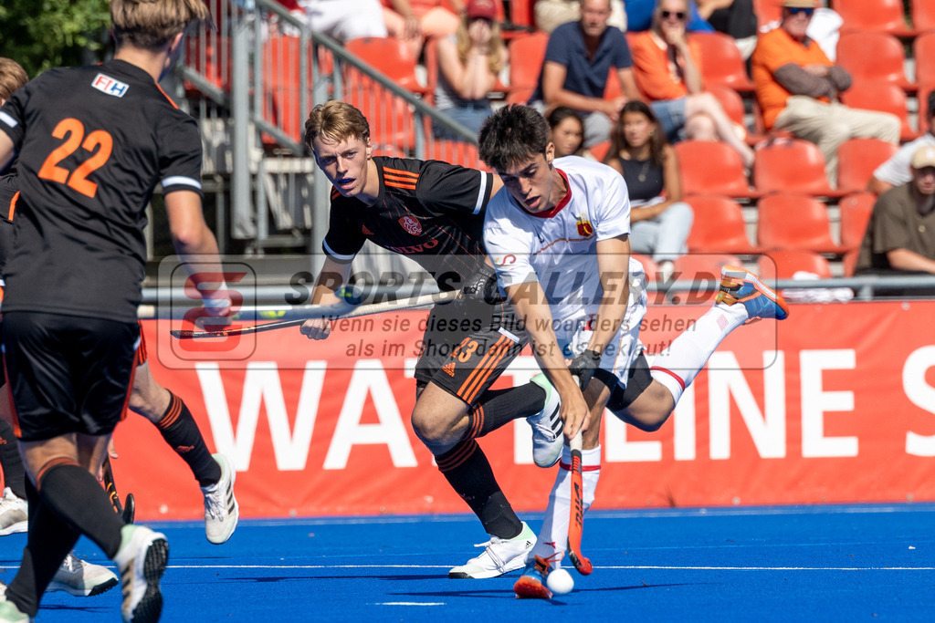 SFE_20230716_0077 | EuroHockey EM U18 Boys 3th 4th Netherlands vs Spain am 16.07.2023 in Krefeld (Gerd-Wellen-Hockeyanlage), Photo: Stephan Fehrmann 2023 (Sports-Gallery)