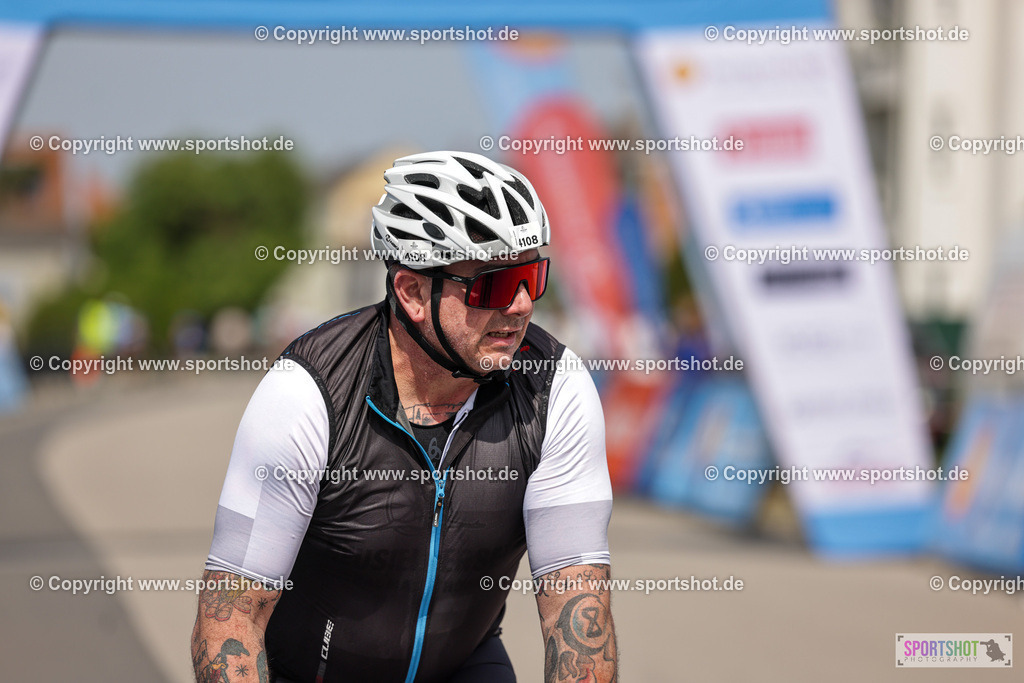 VJ__9663 | Neusiedlersee Radmarathon 2026@sportshot_your_pictrs #yourpictures#roadtowm2029 #nrm #neusiedlerseeradmarathon #neusiedlersee #neusiedlerseetourismus #burgenland #mörbisch #nrm26 #burgenlandtourismus #voglundco #poweredbyburgenlandtourismus #radsport #rad #marathon #ucigranfondo #visitburgenland #ucigranfondoworldseries