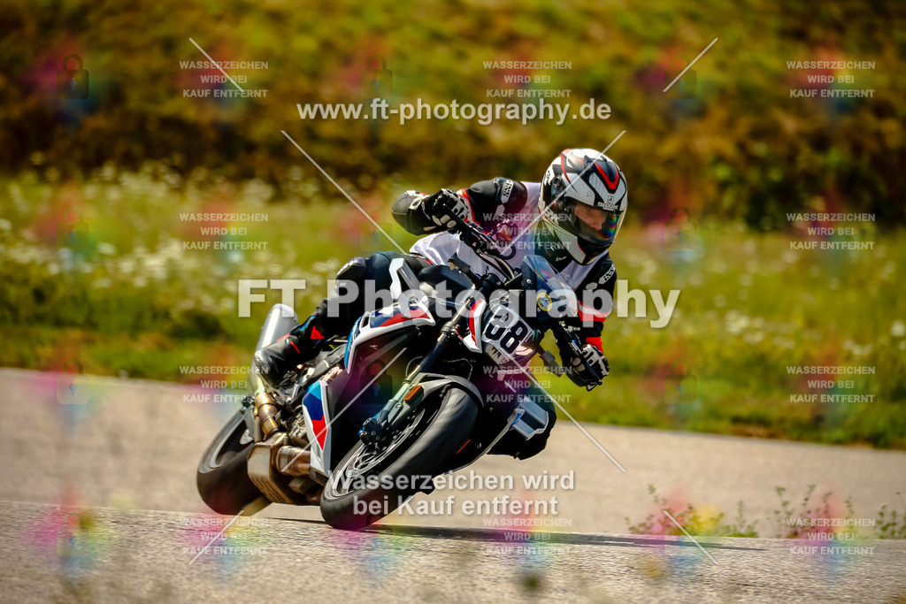 Chambley Juli-3012 | Hier findet Ihr Bilder von Touristenfahrten auf der Nürburgring Nordschleife oder von anderen Veranstaltungen die ich besucht habe. Viel Spass beim Durch Schauen 