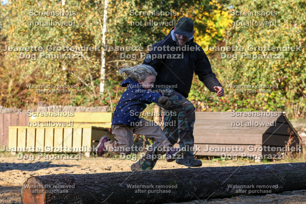 Dog Paparazzi - Strongdog 10-25-1010 | Dog Paparazzi Jeanette Grottendiek Fotografie & Videografie - Realisiert mit Pictrs.com