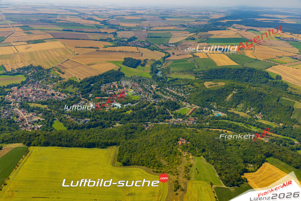 Luftbild der Stadt Bad Sulza - Die Luftaufnahme wurde 2025 vom UL-Flugzeug heraus erstellt ( keine Drohne ) - Hochauflösende Luftaufnahme - für professionelle Ausdrucke geeignet. Die Geschenkidee !Hier alle&nbsp;Infos zur Lizenzierung der LuftaufnahmeWir fliegen auch dieses Jahr wieder in Ihre Region um Luftbilder zu erstellen.- Luftbild anfragen