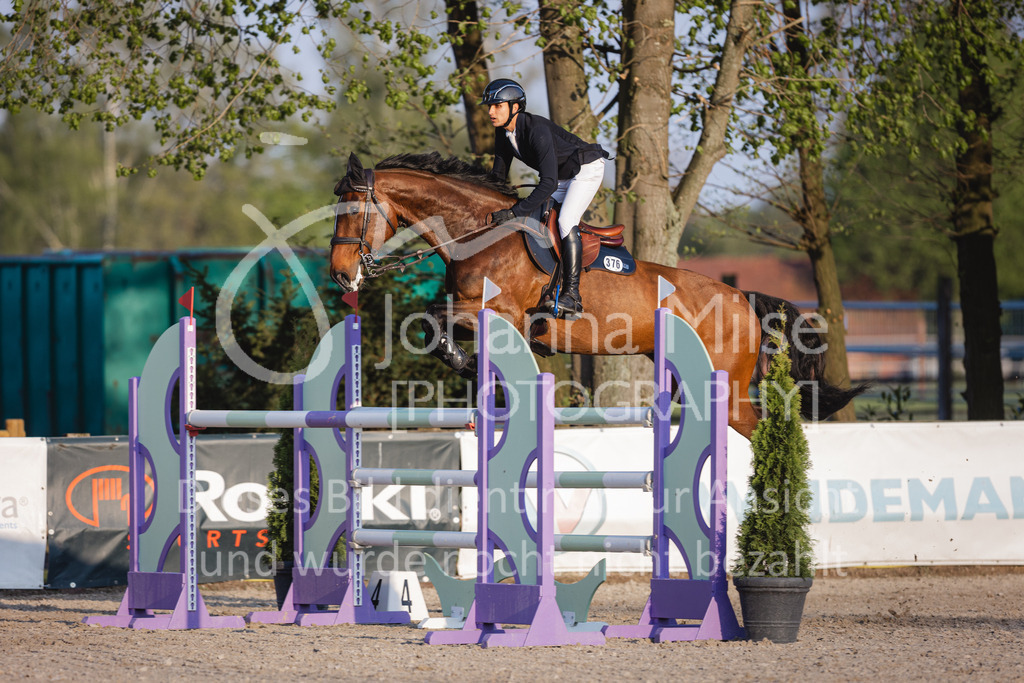 220426_Mühlen_06Youngster-M-660 | Mühlen Late Entry
26.04.2022
Springprüfung Kl.M* 6-8j. Youngster Springen