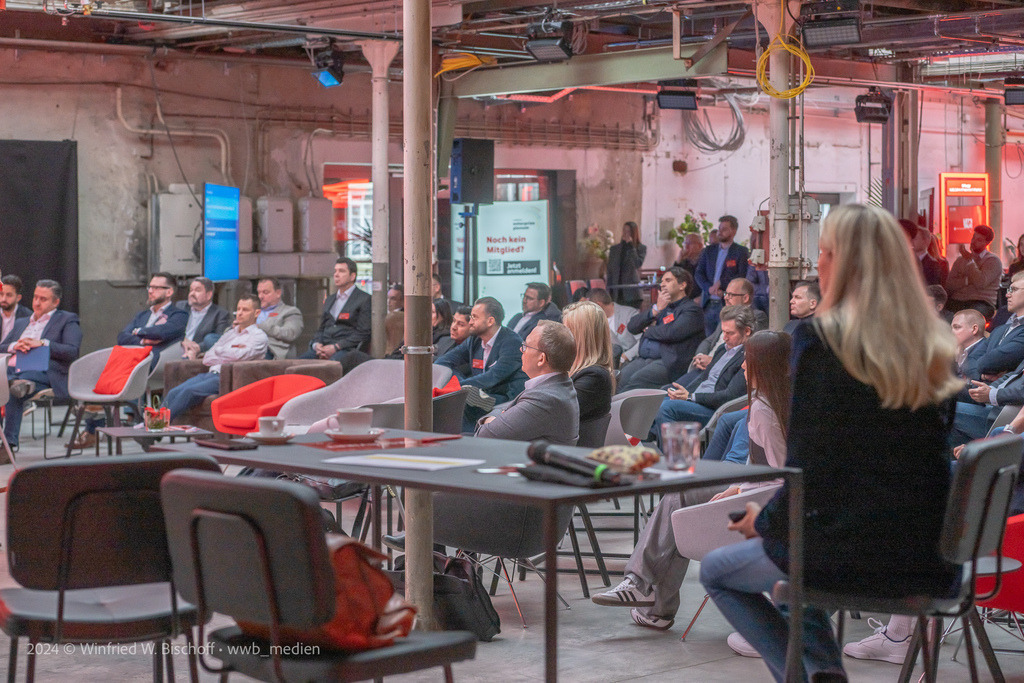 wwb_2219 | <Fotografie> <Video> <Film> <Winfried Bischoff> - Realisiert mit Pictrs.com