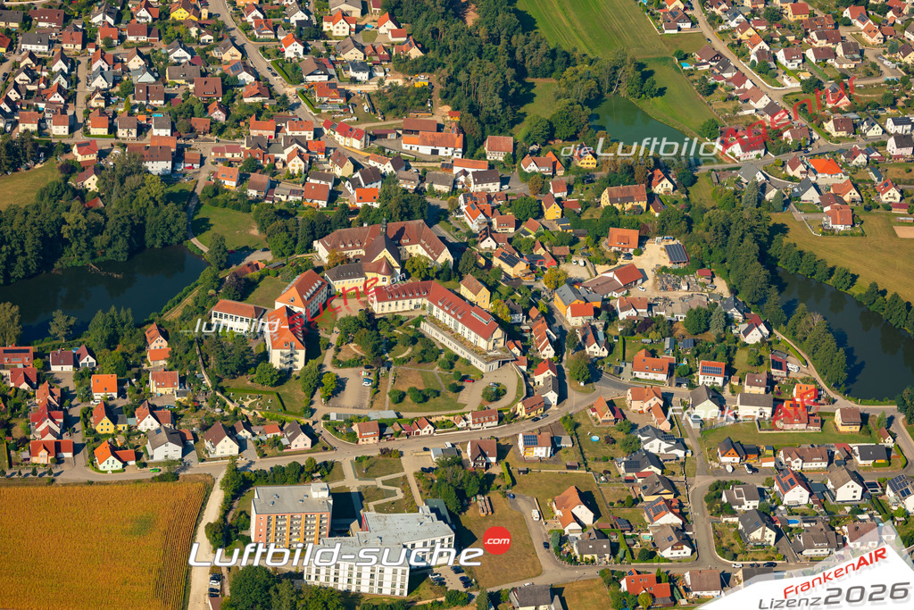 Das Luftbild zeigt :  Abenberg - Die Luftaufnahme wurde 2024 vom UL-Flugzeug aus erstellt ( keine Drohne ) - Hochauflösende Luftaufnahme - Für grossformatige Ausdrucke geeignet. Die Geschenkidee !Mit Lizenz und Bildrechte bestellbar