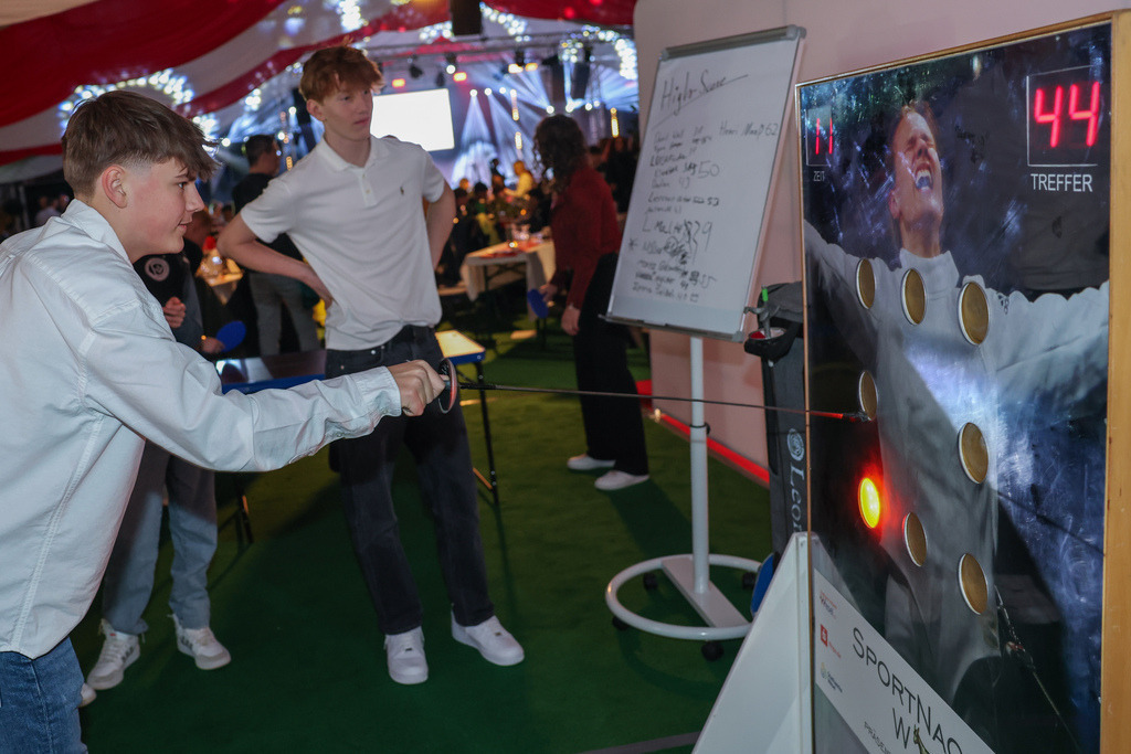 top-top.de250214-210 | Die 3. Weseler SportNacht, die große Sportgala mit Ehrungen der Weseler Sportler des Jahres 2024 findet am Freitag, den 14.02.2025 im Festzelt an der Rheinpromenade statt.Foto: Erwin Pottgiesser