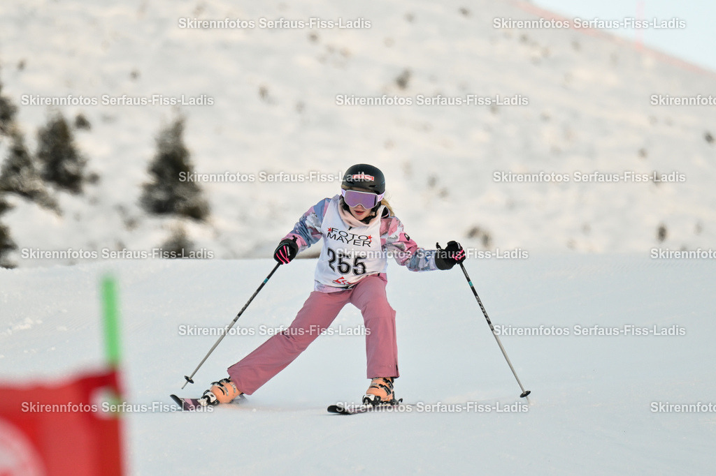 SRS_26.12.2025_0152 | SRS_26.12.2025_0152 - Realisiert mit Pictrs.com