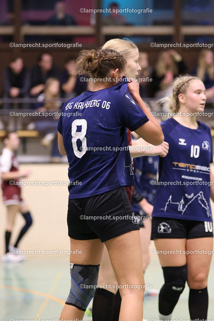 Handball I Juniorinnen I Saison 2026-2027 I Oberliga Schleswig-Holstein I 3. Spieltag I HSG Kalkberg 06 - TSV Bargteheide 112 | Hanna Jolie Cords (8, HSG Kalkberg 06) - Realisiert mit Pictrs.com