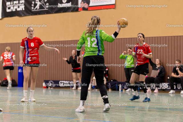 Handball I Damen I Saison 2025-2026 I Verbandsliga Süd I 13. Spieltag I HSG Kalkberg 06 - HSG Holstein Kiel-Kronshagen 2 126 | Helen Deutsch (12, HSG Holstein Kiel/Kronshagen 2) - Realisiert mit Pictrs.com