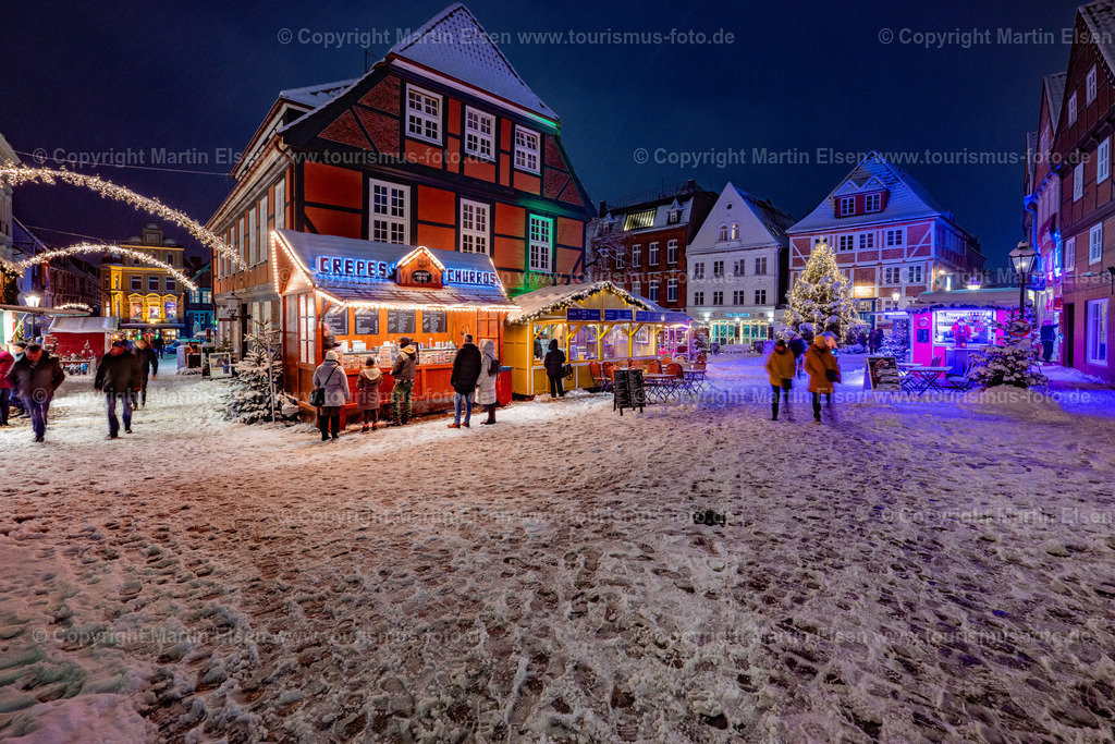 Stade Fischmarkt Winter Schnee_ELS_8251051223 | Stader Weihnachstmarkt - Realisiert mit Pictrs.com