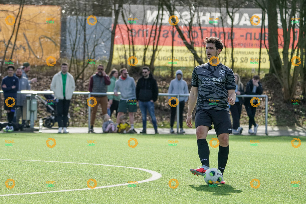 VfB Kirchhellen III vs VfL Grafenwald III - Derby 01.03.2026 | Foto: Daniel Böhm | bonum.media - Realisiert mit Pictrs.com