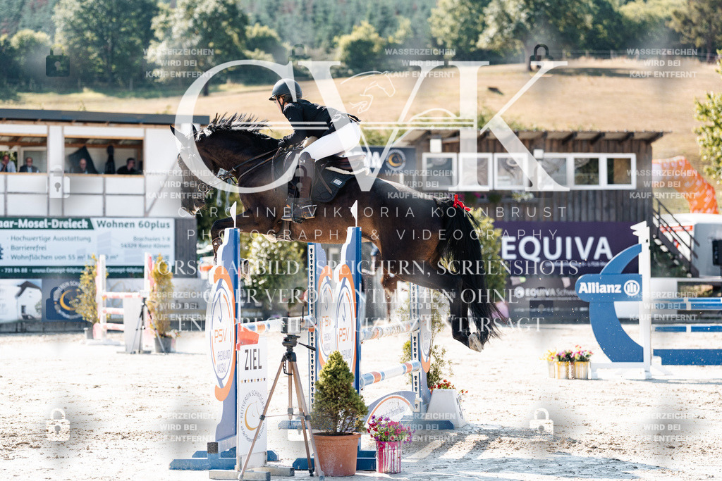 CK908021 | Turnierfotografie Pferdefotografie Trier Rheinland-Pfalz Pferdesport Reitsport Tierfotografie Sportfotografie Pferdevideo Pferdevideografie Equestrianvideography equestrianphotography  - Realisiert mit Pictrs.com
