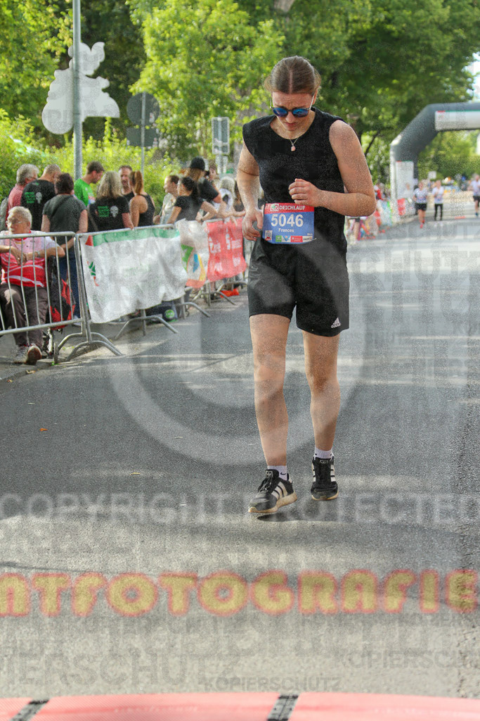220610_1838_EX1_7313 | Sportfotografie im Rhein-Sieg Kreis, Köln, Bonn, NRW, Rheinland Pfalz, Hessen, etc. Unser Tätigkeitsfeld umfasst den Laufsport vom Volkslauf über den Marathon, Duathlon, Triathon bis zum Ultralauf wie Kölnpfad Ultra oder Schindertrail.