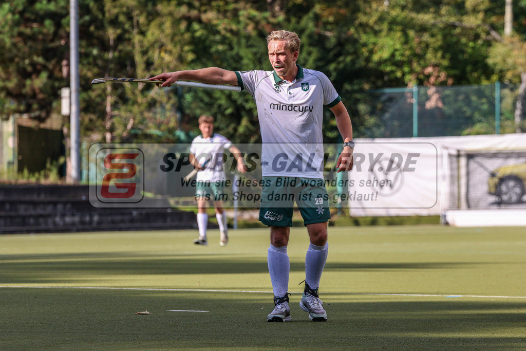 MJ_2022-10-08_Herren_HTCU-UHC-48 | Malte Hellwig (Uhlenhorst Mülheim #29), Uhlenhorst Mülheim - UHC Hamburg am 8.10.2022 im Waldstadion, Mülheim a. d. Ruhr