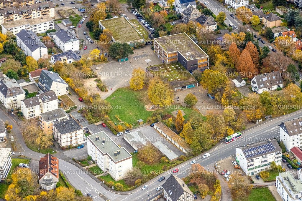 Hagen251101542 | Luftbild, Gem. Grundschule Boloh und Sporthalle, herbstliche Bäume, Hochschulviertel, Hagen, Ruhrgebiet, Nordrhein-Westfalen, Deutschland
