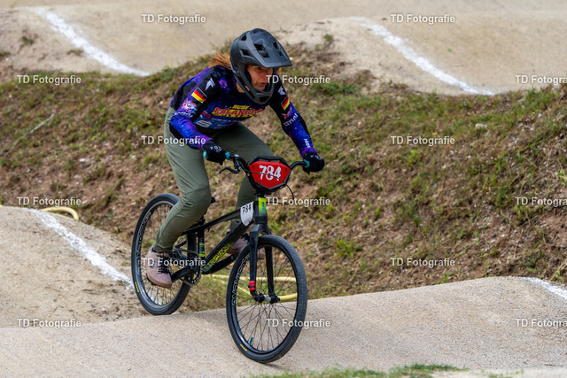 BayBMX2026-05816 | Fotogalerie von Thomas Dettweiler mit Eventbildern und lizenzfreien Fotos. Perfekt als Wandbild, für Büro, Website oder private Nutzung. - Realisiert mit Pictrs.com