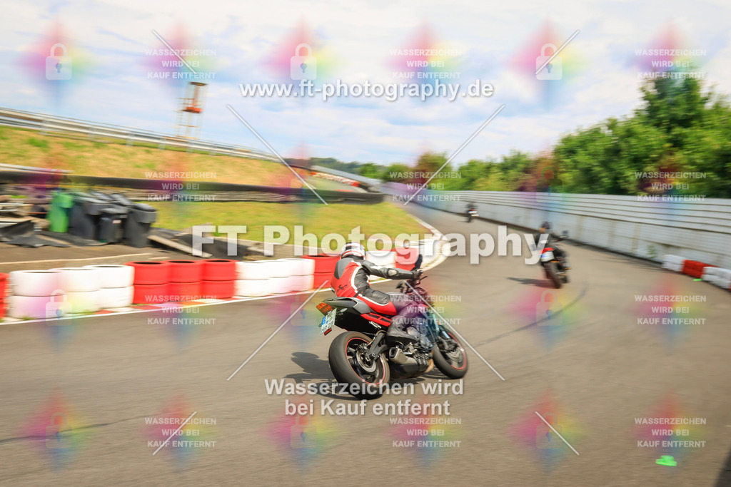 _DSK2875 | Hier findet Ihr Bilder von Touristenfahrten auf der Nürburgring Nordschleife oder von anderen Veranstaltungen die ich besucht habe. Viel Spass beim Durch Schauen 