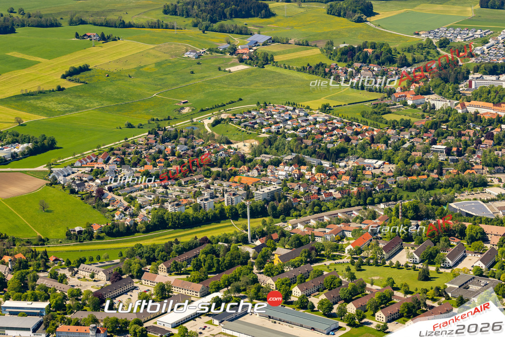 Das Luftbild zeigt :  Kaufbeuren - Die Luftaufnahme wurde 2024 vom UL-Flugzeug aus erstellt ( keine Drohne ) - Hochauflösende Luftaufnahme - Für grossformatige Ausdrucke geeignet. Die Geschenkidee !Mit Lizenz und Bildrechte bestellbar