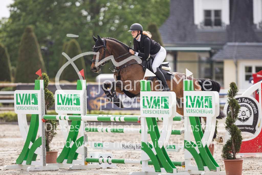 260509_PfSpTa_5_L-Spr-570 | Deine schönsten Turniermomente als professionelle Fotos! Entdecke hochwertige Pferdesport-Fotografie im Online-Shop. Jetzt Fotos finden & bestellen!