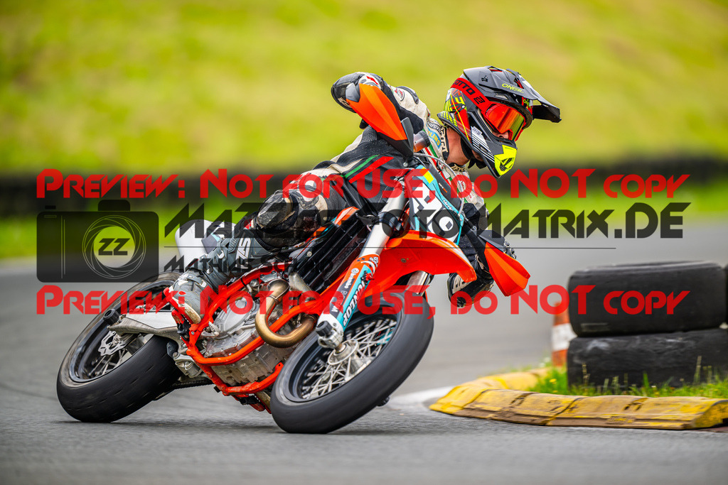 MaZZes_FotoMatrix_240621_6007705_9945 | GELB