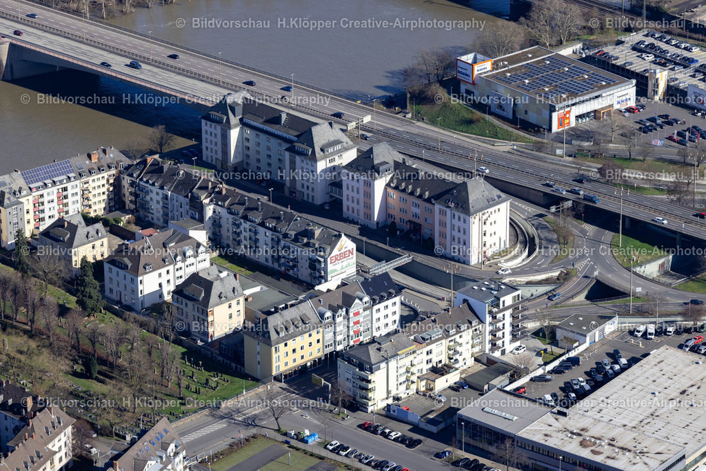 Luftbilder Koblenz-9944 | Luftbildfotografie Altstadt an den Fluss- Uferbereichen der " Mosel " an der Baedekerstraße, Saarplatz in Koblenz im Bundesland Rheinland-Pfalz, Deutschland - Realisiert mit Pictrs.com