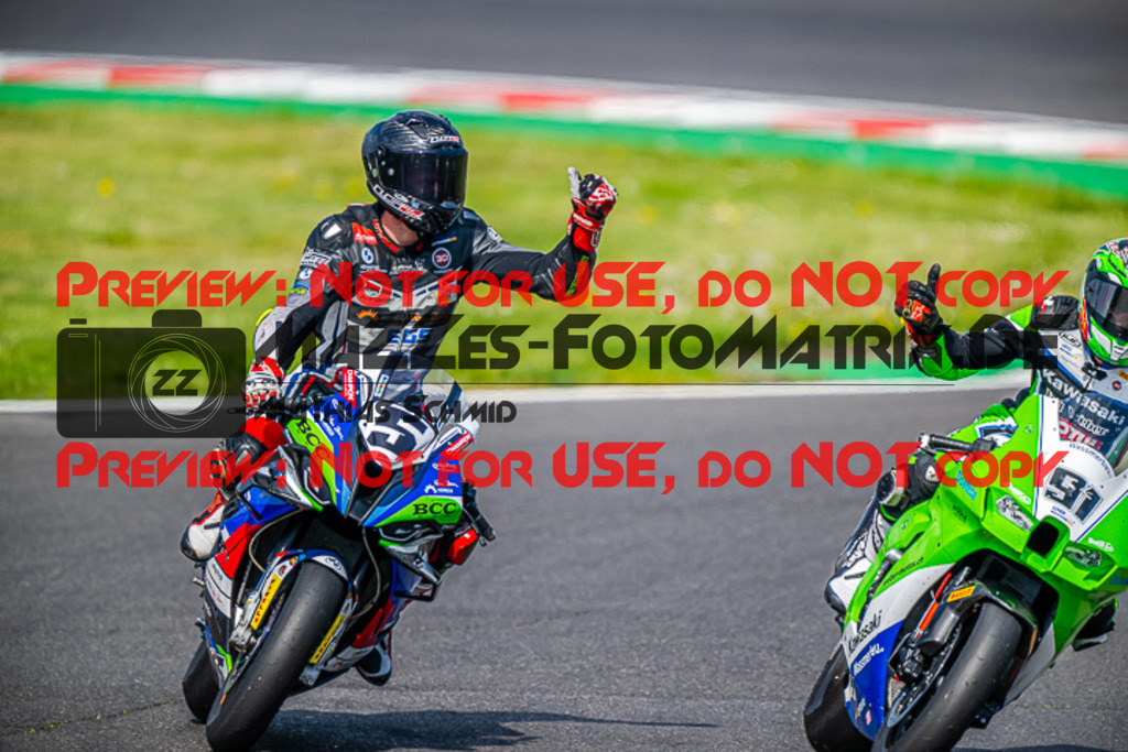 MaZZes_FotoMatrix_220508_96279 | Fotograf Mathias Schmid
Sportfotograf,
Eventfotograf,
Hochzeitsfotograf,
Portraitfotograf