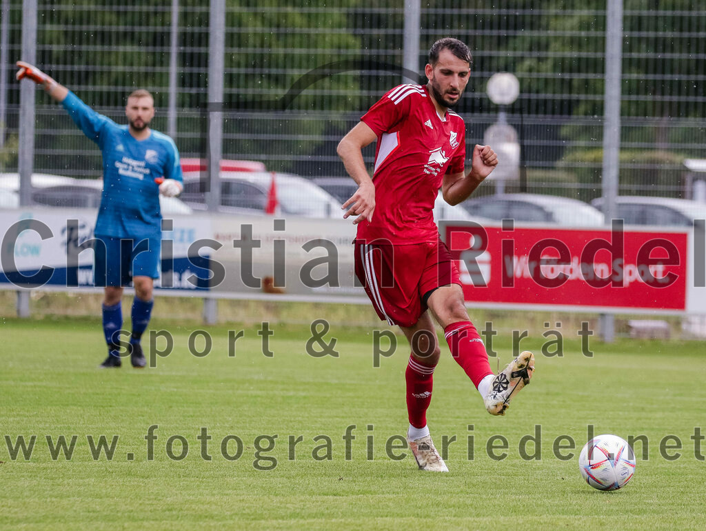 2023-07-29_095_FC_Finsing_gegen_SC_Kirchasch | Finsing, Deutschland, 29.07.2023:
Fußball, Kreisliga 2023 / 2024, 1. Spieltag, FC Finsing gegen SC Kirchasch, Endergebnis: 0:2

Dominik Keuter (FC Finsing, #18)

Foto: Christian Riedel / fotografie-riedel.net