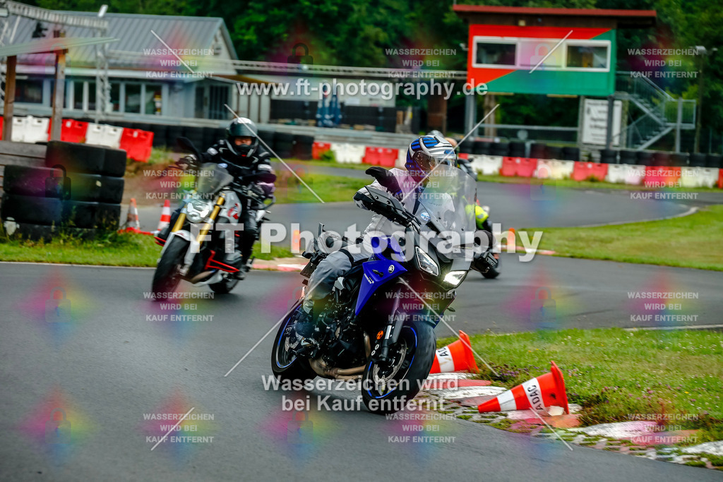 VBK-3569 | Hier findet Ihr Bilder von Touristenfahrten auf der Nürburgring Nordschleife oder von anderen Veranstaltungen die ich besucht habe. Viel Spass beim Durch Schauen 