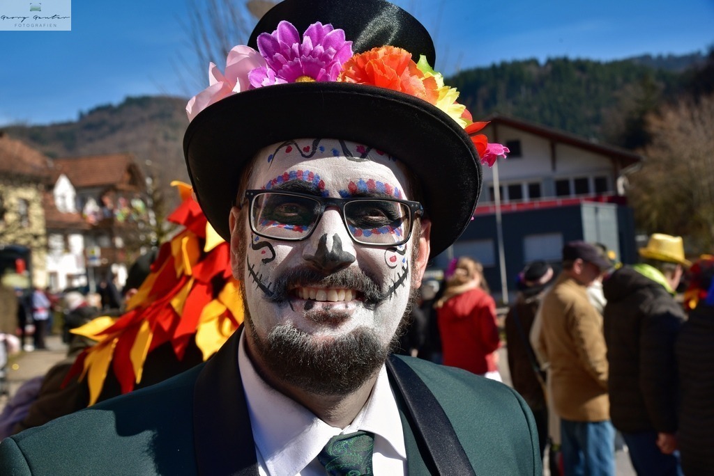 FaSoUmzug-021-RA | Fotoblog Schwarzwald, Foto Blog Wiesental, Pfaffenberg, Winterzauber, Zeller Bergland, Zell im Wiesental, Fotoblog Wiesental, Landschaftsfotos, Bilder Wiesental, Natur, Naturbilder, Fastnacht, Zeller Fastnacht, Zeller Fasnacht, Zeller Bergland, Belchen, - Realisiert mit Pictrs.com