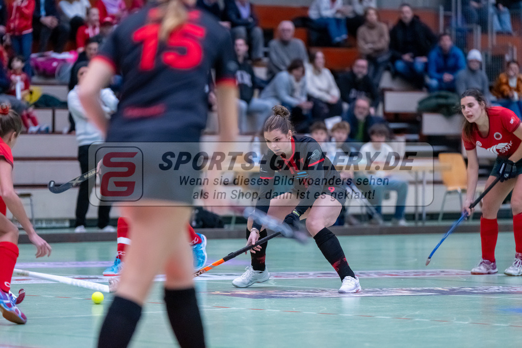 HK_20241214_100093 | 2. Bundesliga Halle Damen Crefelder HTC - DSD Düsseldorf am 14.12.2024 Halle Glockenpitz, Krefeld ,