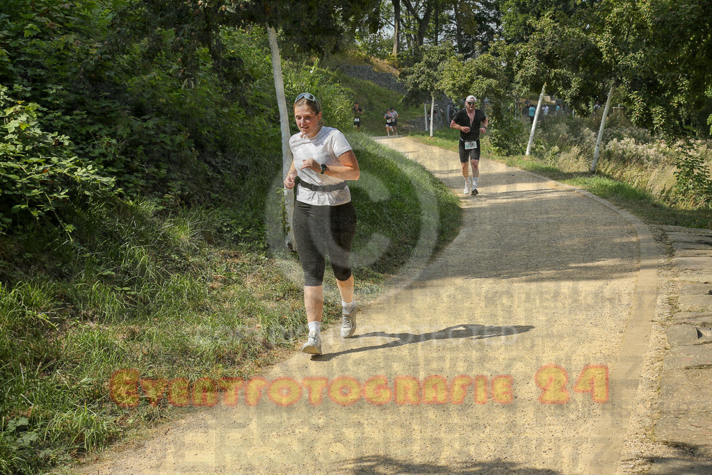 250824_1455_EX1_7997 | Sportfotografie im Rhein-Sieg Kreis, Köln, Bonn, NRW, Rheinland Pfalz, Hessen, etc. Unser Tätigkeitsfeld umfasst den Laufsport vom Volkslauf über den Marathon, Duathlon, Triathon bis zum Ultralauf wie Kölnpfad Ultra oder Schindertrail.