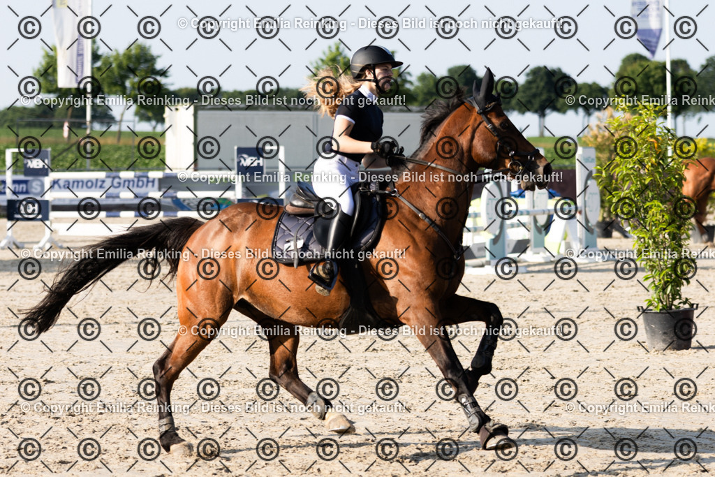 CL5A1396 | Emilia Reinking Fotografie - Realisiert mit Pictrs.com