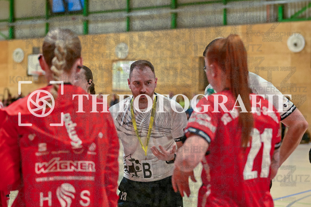 GER, SG Maulburg/Steinen - TuS Helmlingen, Frauen-Handball, Oberliga Suedbaden, 19. Spieltag, Saison 2024/2025, 23.03.2025 | Team SGMS mit Andre LeuchtmannGER, SG Maulburg/Steinen - TuS Helmlingen, Frauen-Handball, Oberliga Suedbaden, 19. Spieltag, Saison 2024/2025, 23.03.2025Foto: TH Fotografie/Thomas Hess