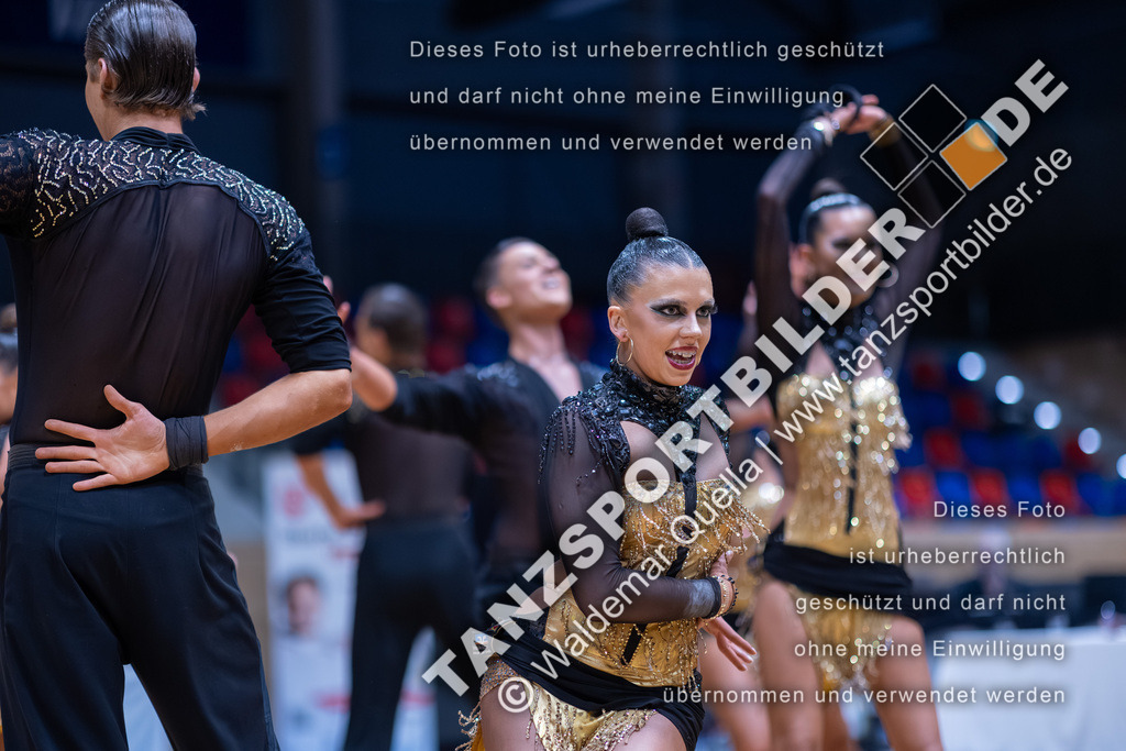 20260328-01640 | Hier finden Sie Tanz Bilder vom Latein und Standard Formationen tanzen. Sportbilder vom Tanzsport. Schöne Fotos und von Weltmeisterschaft, Europameisterschaft, Bundesliga, Regionalliga, Oberliga und Landesliga sowie von GOC Stuttgart, DanceComp, WM Bremen