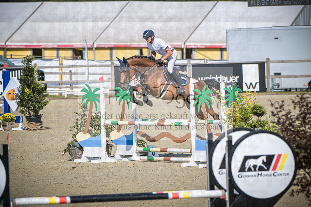 DOS_1366 | Entdecke hochwertige Reitturnierfotos von Foto Oger. Professionell, emotional und authentisch – jetzt Lieblingsmomente im Shop bestellen.Deutschlandweite Turnierfotografie. - Realisiert mit Pictrs.com