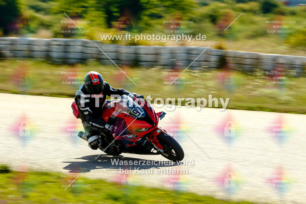 Chambley Juli-0260 | Hier findet Ihr Bilder von Touristenfahrten auf der Nürburgring Nordschleife oder von anderen Veranstaltungen die ich besucht habe. Viel Spass beim Durch Schauen 