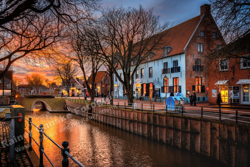 20221226 Greetsiel 124 R Ganske | Onlineshop mit Bildern von Stränden, Häfen und Meer. Leinwände, Poster, Kalender und andere Materialien erhältlich. Kommerzielle Lizenzen möglich.  - Realisiert mit Pictrs.com