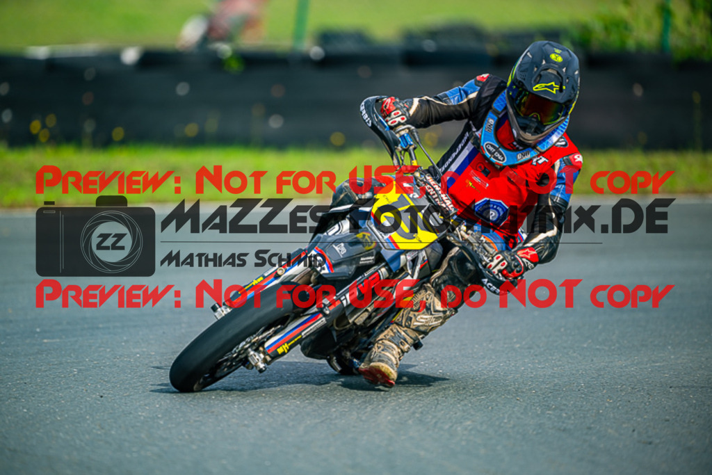 MaZZes_FotoMatrix_230813_2723 | UE40